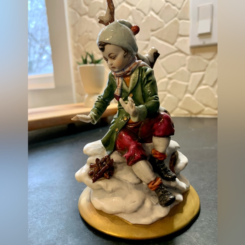 CAPODIMONTE | Ceramic Boy Figurine